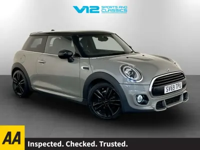 Używany Mini Cooper Hatch 136 KM (100 kW) 2019 Szary Hatchback