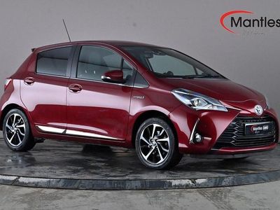 Used Toyota Yaris 100 HP (73 kW) 2019 Red Hatchback