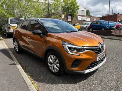 Used Renault Captur Iconic 2021 Orange SUV