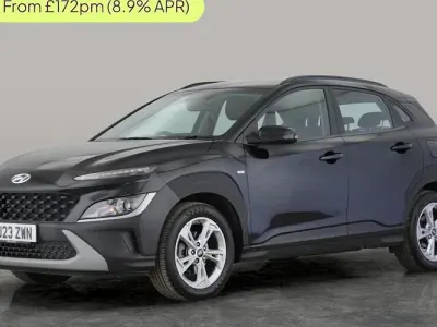Gebraucht Hyundai Kona SE 120 PS (88 kW) 2022 Schwarz SUV