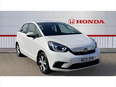 Begagnad Honda Jazz Hybrid 109 HK (80 kW) 2021 Vit Halvkombi