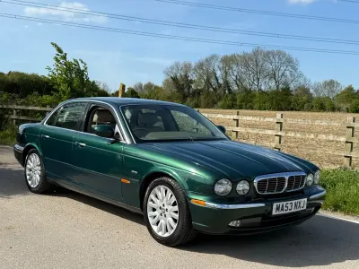 Usado Jaguar XJ8 SE 2003 Verde Sedan