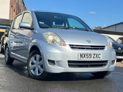 Used Daihatsu Sirion 90 HP (66 kW) 2009 Silver Hatchback