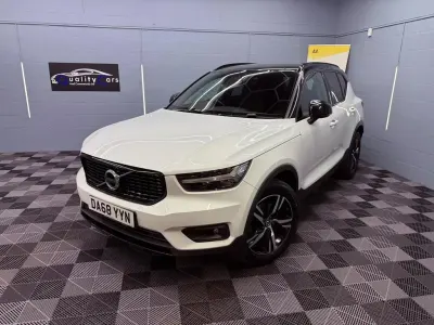 Used Volvo XC40 R-Design 2018 White SUV