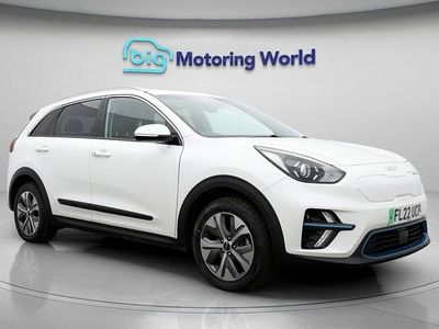 Used Kia e-Niro 147 kW (201 HP) 2022 White SUV