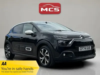Begagnad Citroën C3 PureTech 110 HK (80 kW) 2024 Svart Halvkombi