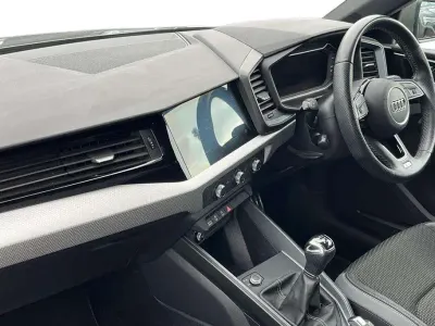 Begagnad Audi A1 S-Line 108 HK (79 kW) 2021 Grå SUV