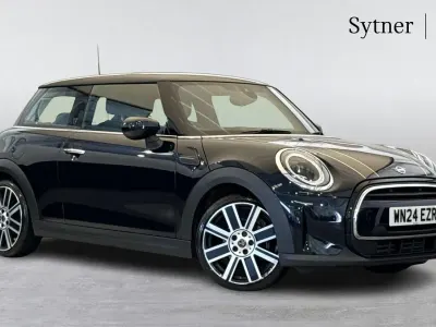 Used Mini Cooper Exclusive 134 HP (98 kW) 2024 Black Hatchback