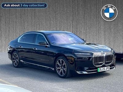 BMW i7
