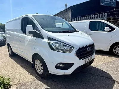 Used Ford Transit Custom Limited 130 HP (95 kW) 2021 Frozen white (solid colour) Van