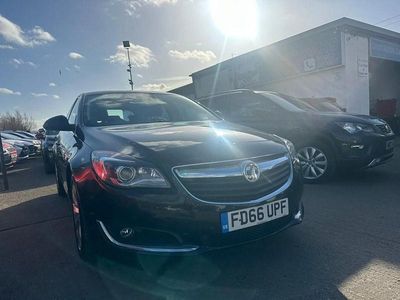 Used Vauxhall Insignia SRi 136 HP (100 kW) 2016 Black Hatchback
