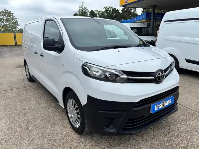 Used Toyota Proace 120 HP (88 kW) 2023 White MPV