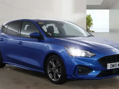 Używany Ford Focus ST-Line 125 KM (91 kW) 2019 Niebieski Hatchback
