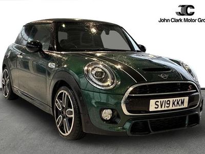 Used Mini Cooper S Sport 188 HP (138 kW) 2019 Green Hatchback