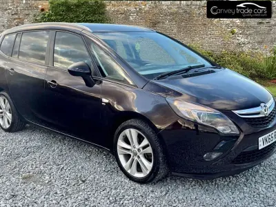 Used Vauxhall Zafira Tourer SRi 140 HP (102 kW) 2015 MPV