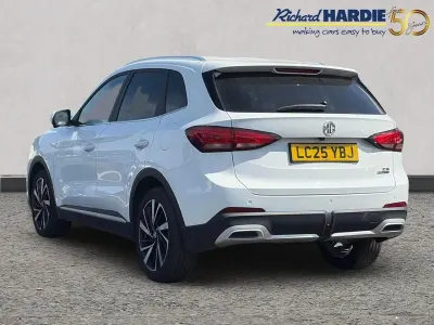 Used MG ZS Trophy 193 HP (141 kW) 2025 White SUV
