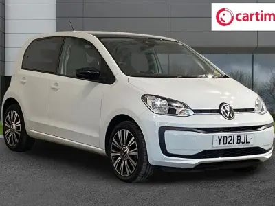 Begagnad VW up! Black Edition 65 HK (47 kW) 2021 Vit Halvkombi