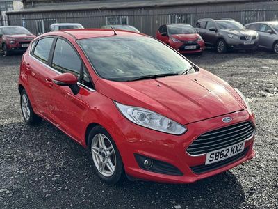 Used Ford Fiesta Zetec 82 HP (60 kW) 2012 Red Hatchback