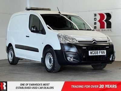 Used Citroën Berlingo 100 HP (73 kW) 2018 White MPV