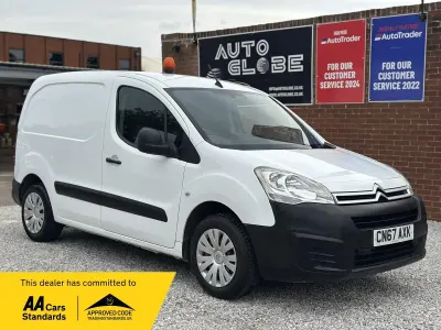 Used Citroën Berlingo 75 HP (55 kW) 2017 White MPV