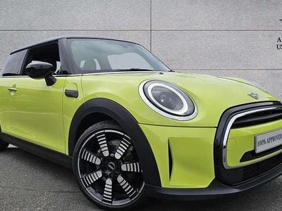 Used Mini Cooper Exclusive 134 HP (98 kW) 2022 Yellow Hatchback