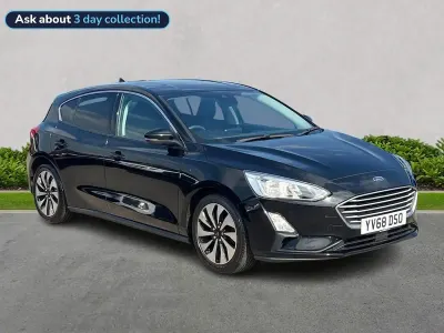 Used Ford Focus Zetec 100 HP (73 kW) 2018 Black Hatchback