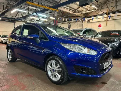 Used Ford Fiesta Zetec 82 HP (60 kW) 2015 Blue Hatchback