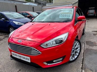 Used Ford Focus Titanium X 125 HP (91 kW) 2015 Red Hatchback
