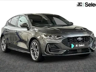 Used Ford Focus ST-Line X 153 HP (112 kW) 2023 Grey Hatchback
