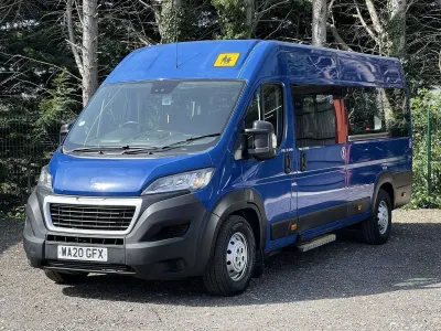 Used Peugeot Boxer 130 HP (95 kW) 2020 Blue Van