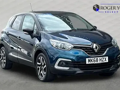 Used Renault Captur Iconic 90 HP (66 kW) 2018 Blue/black SUV