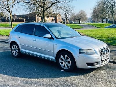 Begagnad Audi A3 105 HK (77 kW) 2006 Silver Halvkombi