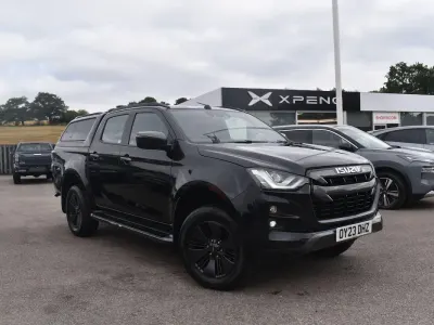 Used Isuzu D-Max 163 HP (119 kW) 2023 Black Pickup