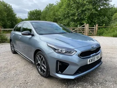 Used Kia Ceed GT-Line 140 HP (102 kW) 2019 Silver Hatchback