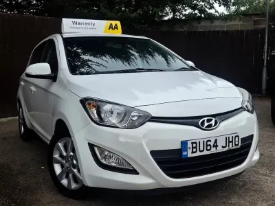 Used Hyundai i20 Active 99 HP (72 kW) 2014 White Hatchback