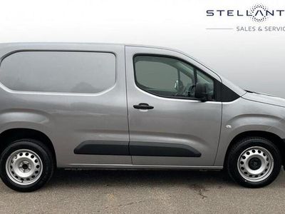 Used Peugeot Partner S 101 HP (74 kW) 2024 Grey MPV