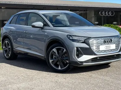 New Audi Q4 e-tron S-Line 150 kW (204 HP) 2026 Grey SUV
