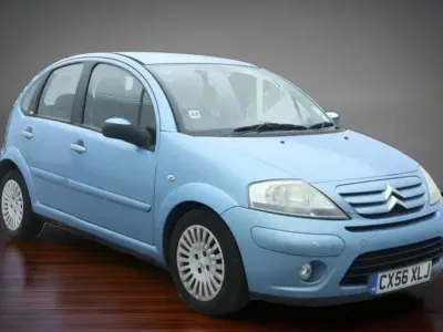 Begagnad Citroën C3 Exclusive 109 HK (80 kW) 2006 Blå Halvkombi