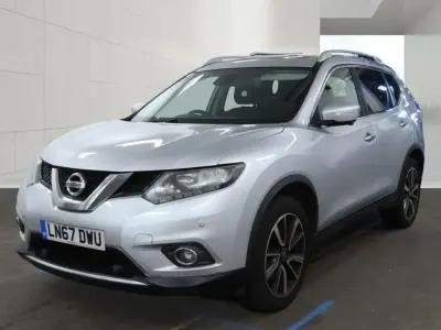 Używany Nissan X-Trail N-Vision 177 KM (130 kW) 2017 Srebrny SUV