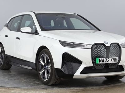 BMW iX