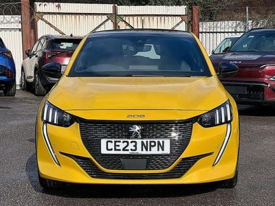 Used Peugeot 208 GT 99 HP (72 kW) 2023 Yellow Hatchback