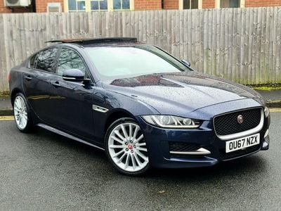 Used Jaguar XE R-Sport 240 HP (176 kW) 2017 Blue Sedan