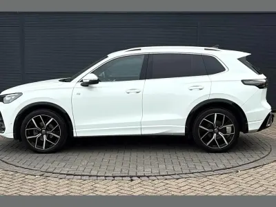 Used VW Tiguan R-line 147 HP (108 kW) 2024 White SUV