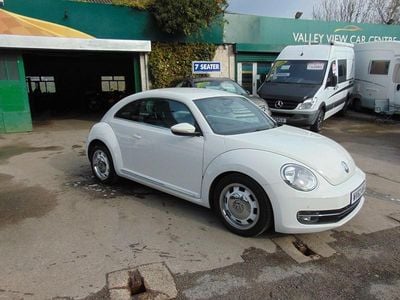 Used VW Beetle Design 105 HP (77 kW) 2012 White Hatchback