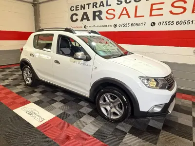 Used Dacia Sandero Comfort 90 HP (66 kW) 2019 White Hatchback
