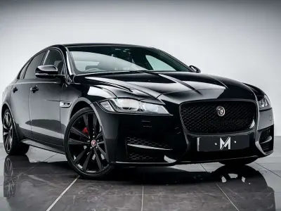 Used Jaguar XF R-Sport 163 HP (119 kW) 2016 Black Sedan