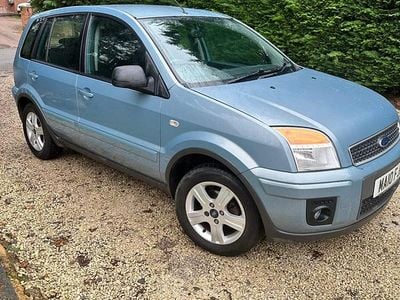 Used Ford Fusion Zetec 79 HP (58 kW) 2010 Blue Hatchback