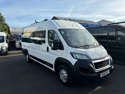 Used Peugeot Boxer 130 HP (95 kW) 2018 White Van