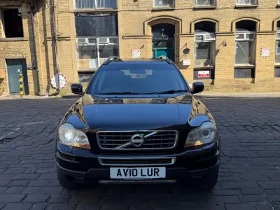 Begagnad Volvo XC90 2010 Svart SUV