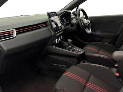 Used Renault Clio V RS Line 140 HP (102 kW) 2022 Diamond black  Hatchback